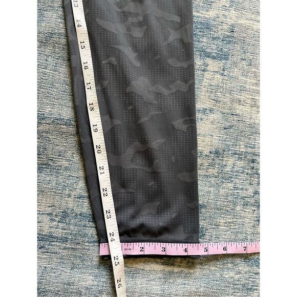 ZYIA Active Gray Camo Camouflage Dot 7/8 Leggings Size 8 - 10 - Picture 6 of 8